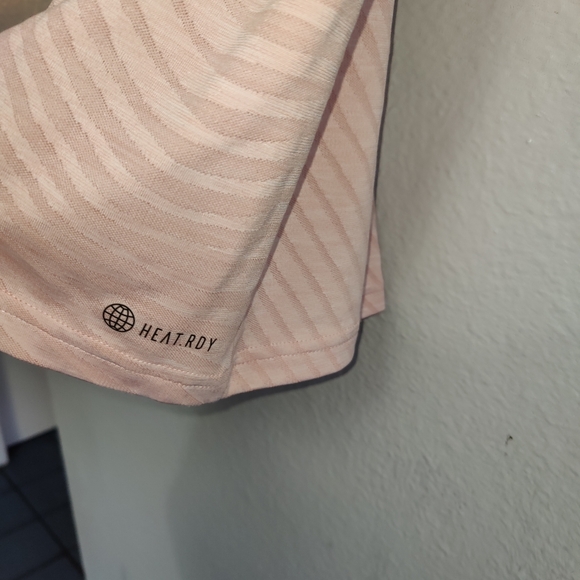 Adidas women's active top size M - Picture 5 of 8